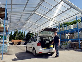 Bild zeigt Hochregalneubau zur witterungsunabhängigen Lagerung.